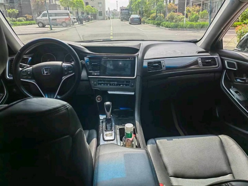 徐州18年本田思铂睿5