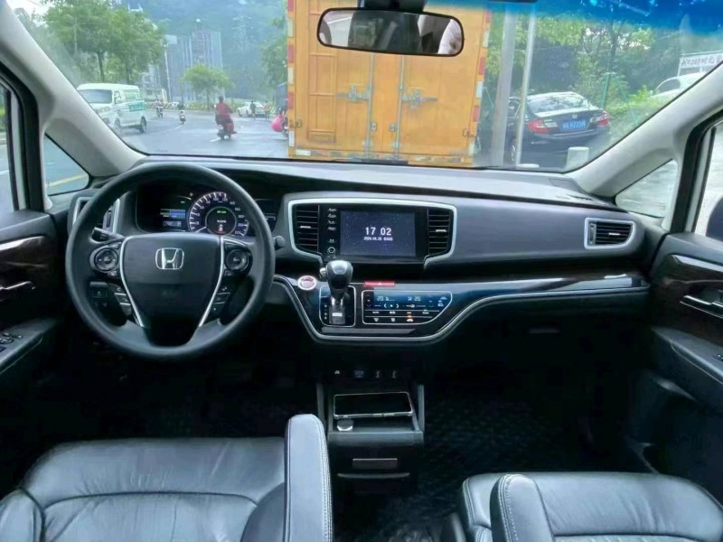 广州20年本田奥德赛8