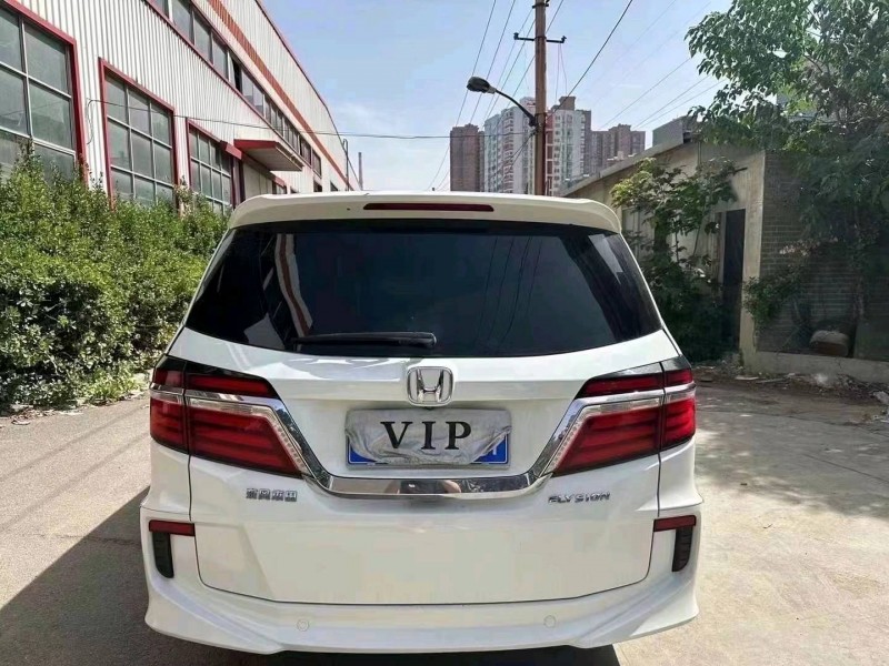 济宁18年本田艾力绅9