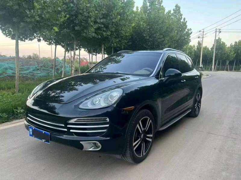 郑州14年保时捷卡宴3