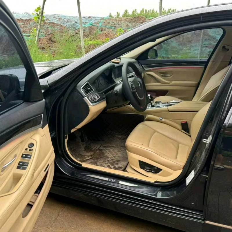 郑州13年宝马5系4