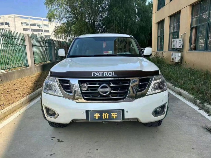 武汉17年日产途乐1