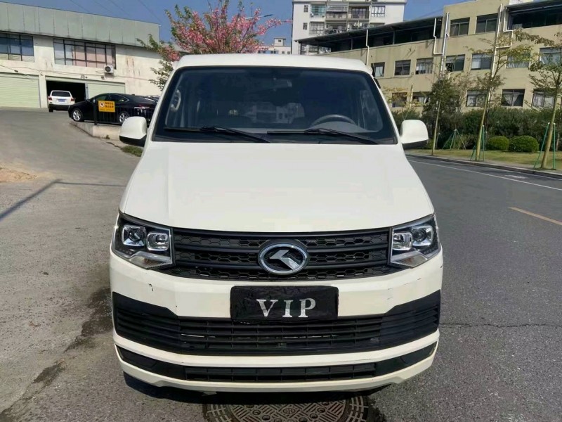 广州21年金龙凯锐1