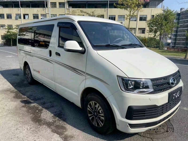 广州21年金龙凯锐3