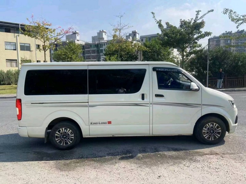 广州21年金龙凯锐4