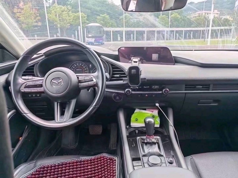 泉州20年馬自達昂克賽拉2