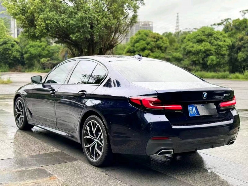 广州22年宝马5系8