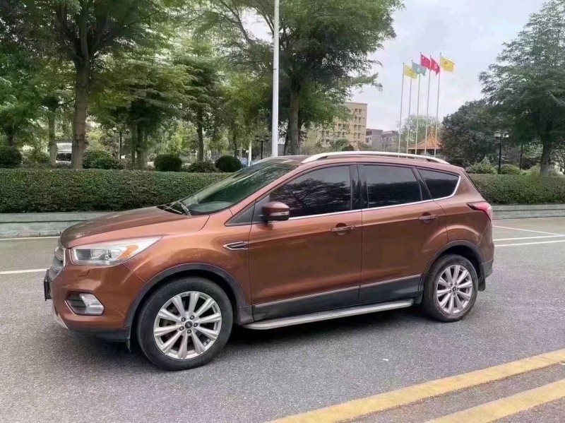 佛山17年福特翼虎2