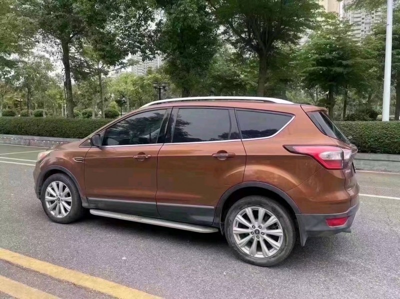 佛山17年福特翼虎7