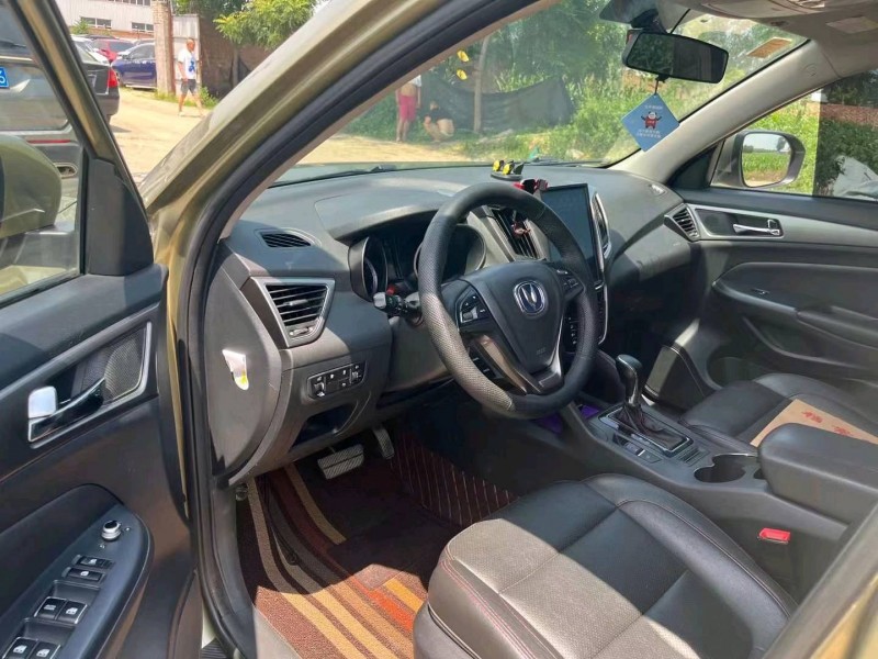 保定15年长安汽车CS755