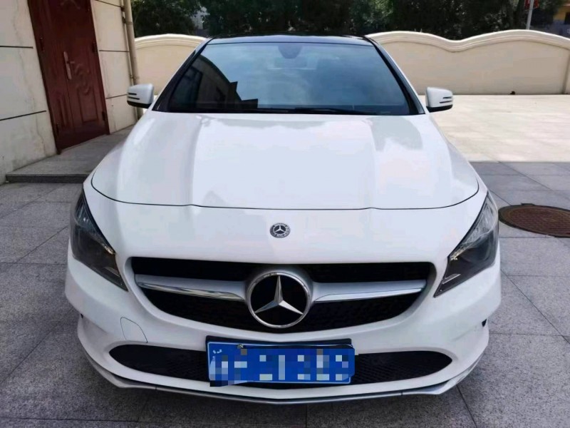 保定18年奔驰CLA1