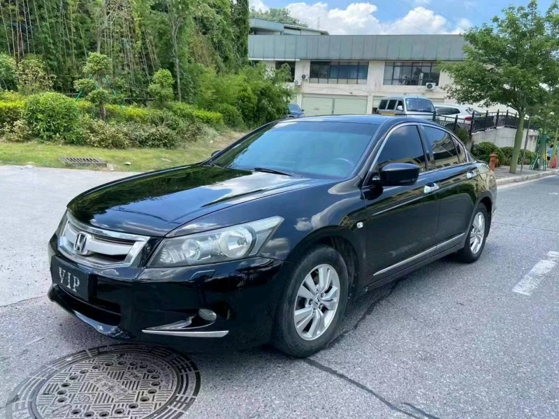 广州09年本田雅阁2