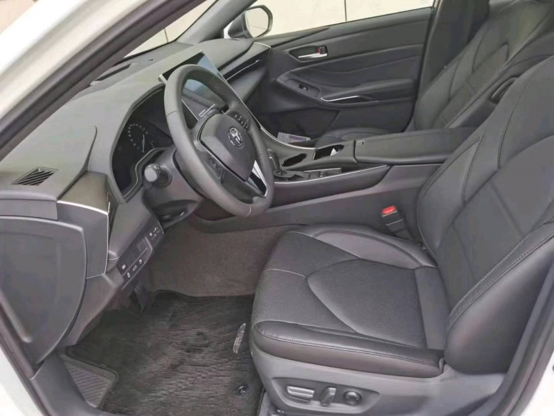 保定22年丰田亚洲龙8