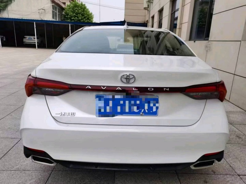 保定22年丰田亚洲龙9