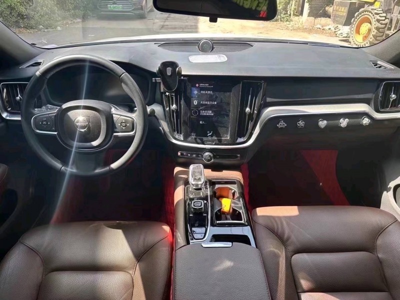 郑州22年沃尔沃S60L5