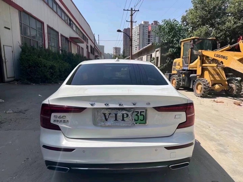郑州22年沃尔沃S60L9