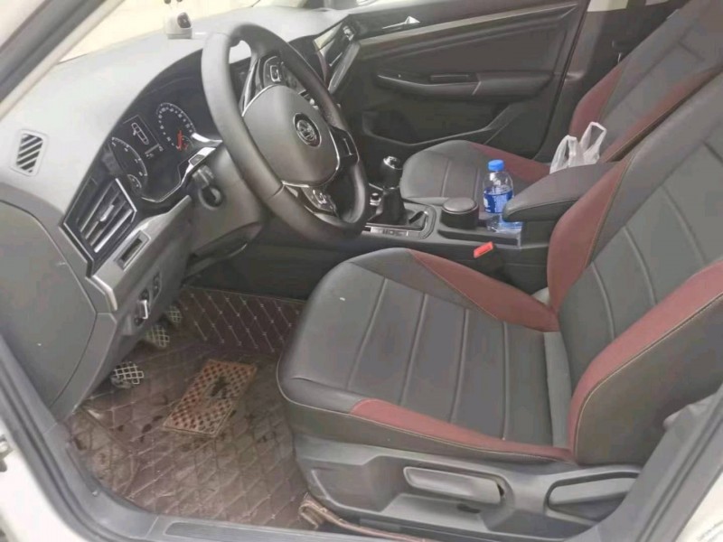 保定20年大众宝来8