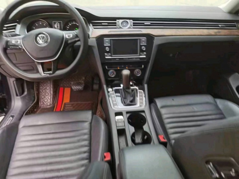 保定18年大众迈腾7