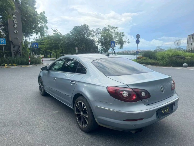 广州11年大众CC8