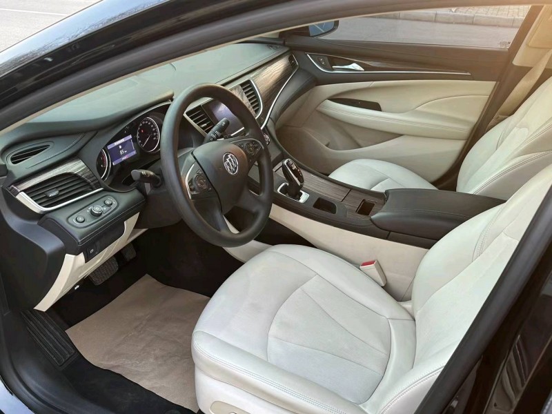 徐州20年别克君越8