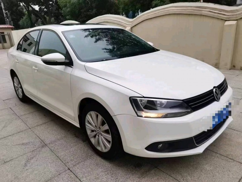 保定14年大众速腾3