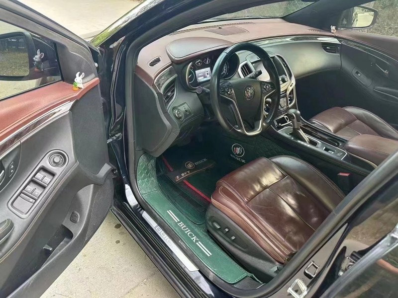 济宁15年别克君越7