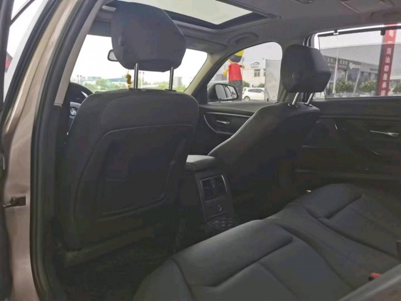 保定17年宝马3系6