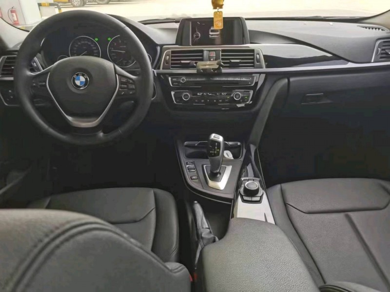 保定17年宝马3系7