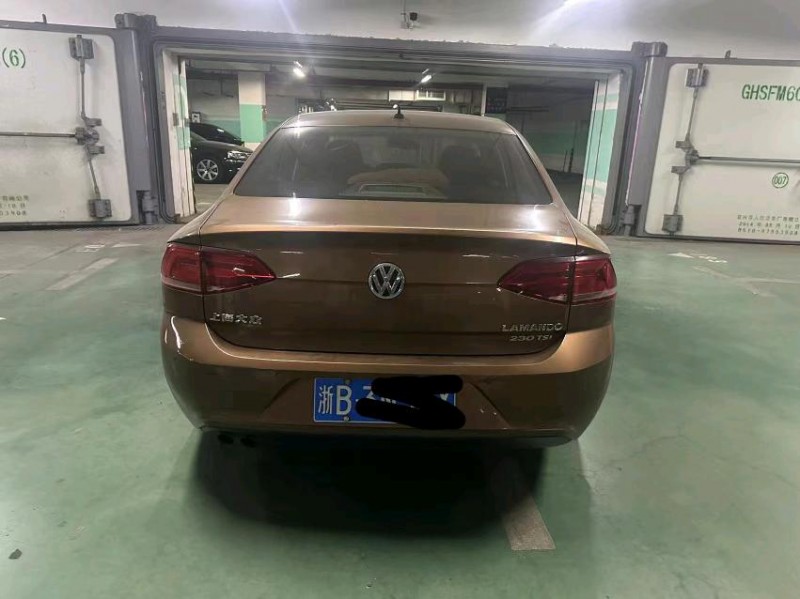苏州16年大众凌渡9