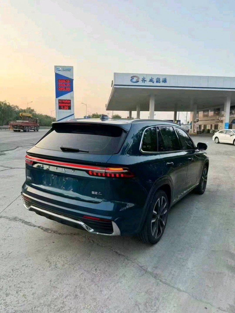 潍坊22年吉利星越7