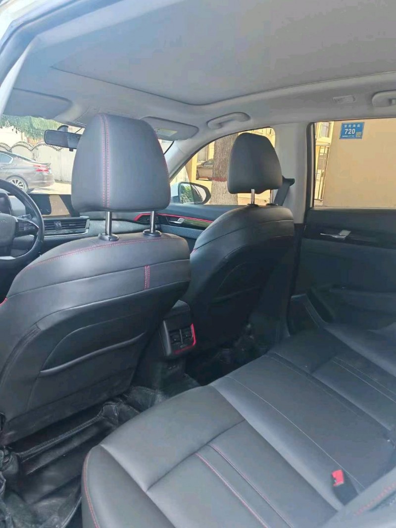 保定23年东风奕炫5