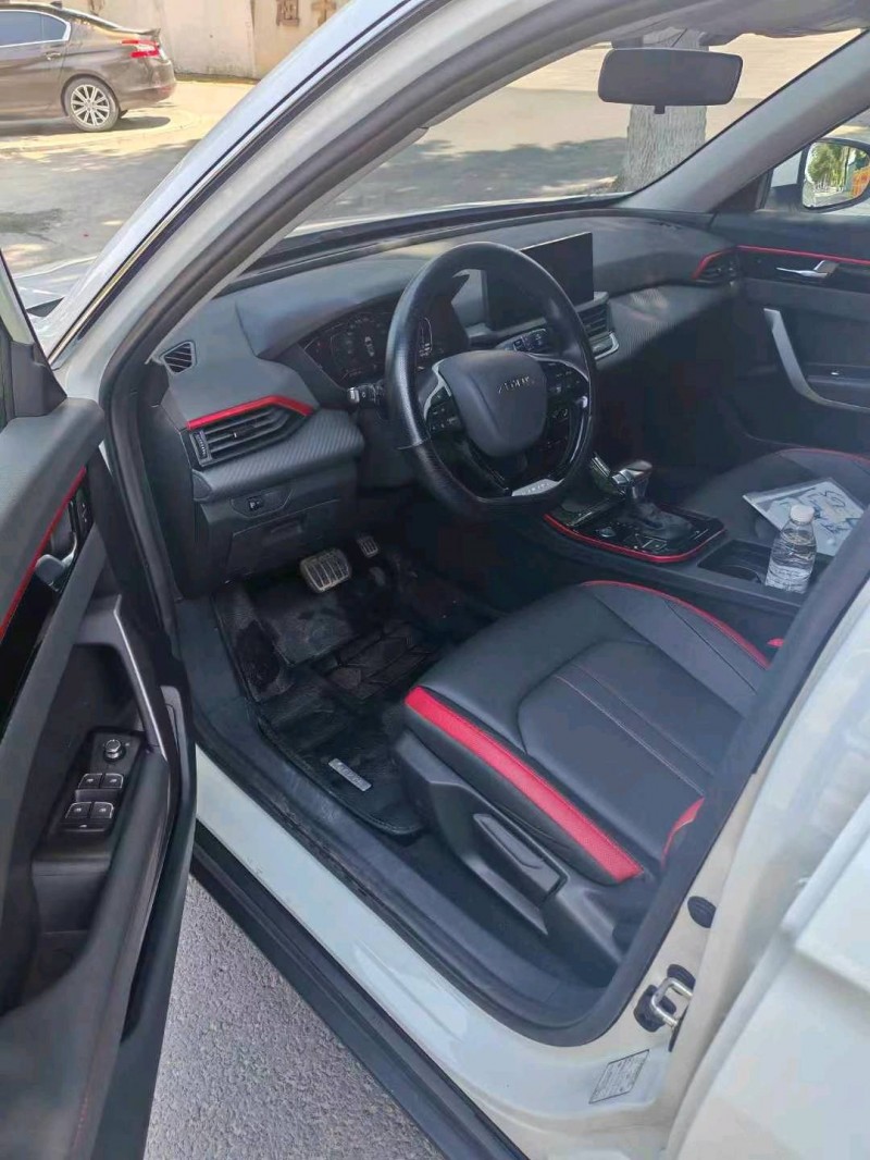 保定23年东风奕炫6