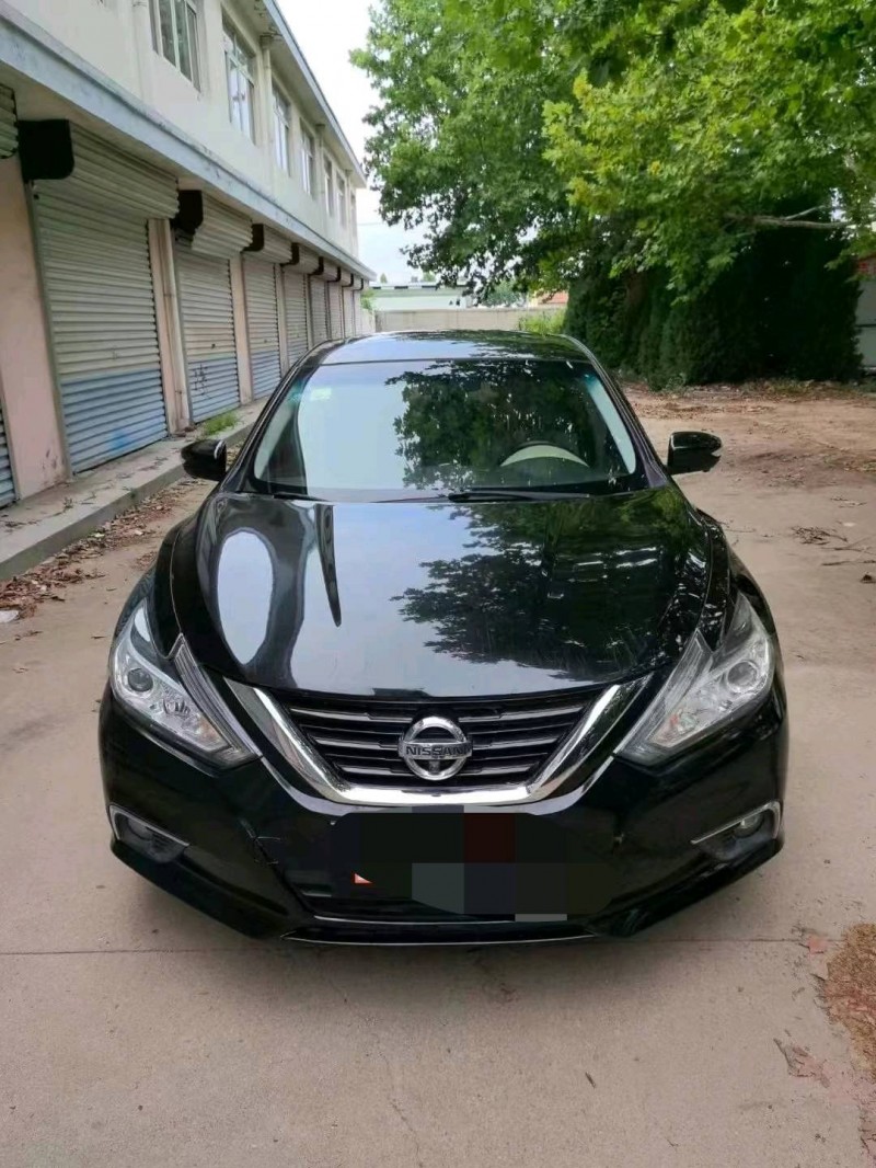 潍坊18年日产天籁1