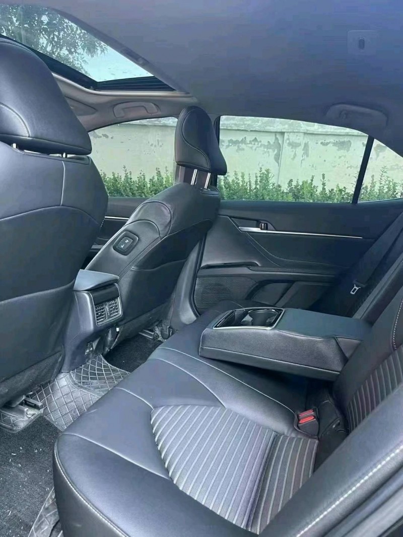 保定23年丰田凯美瑞7