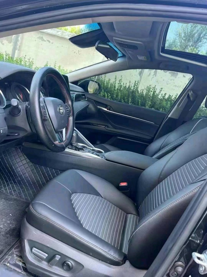 保定23年丰田凯美瑞9