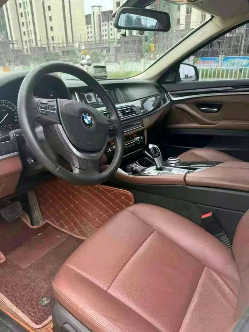 保定17年宝马5系8