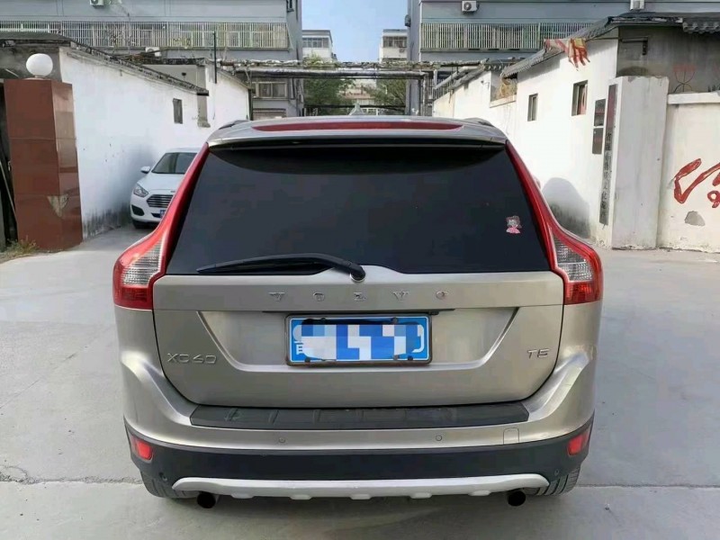 東營13年沃爾沃XC607