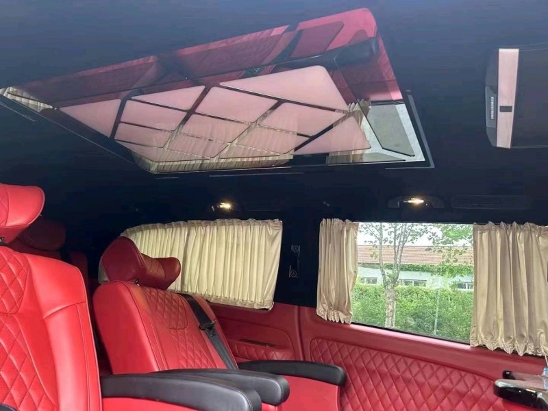 潍坊18年奔驰威霆6