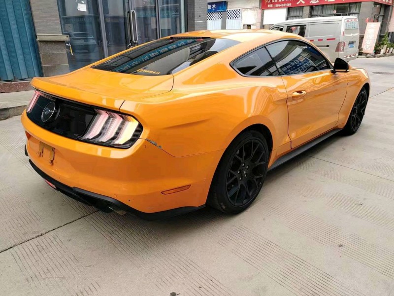 济南19年福特野马3