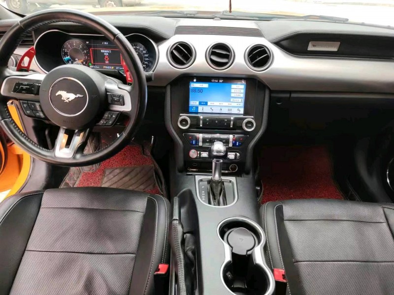 济南19年福特野马7