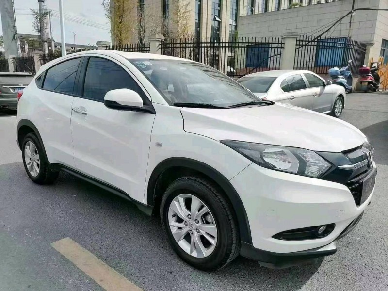 邵阳19年本田缤智3