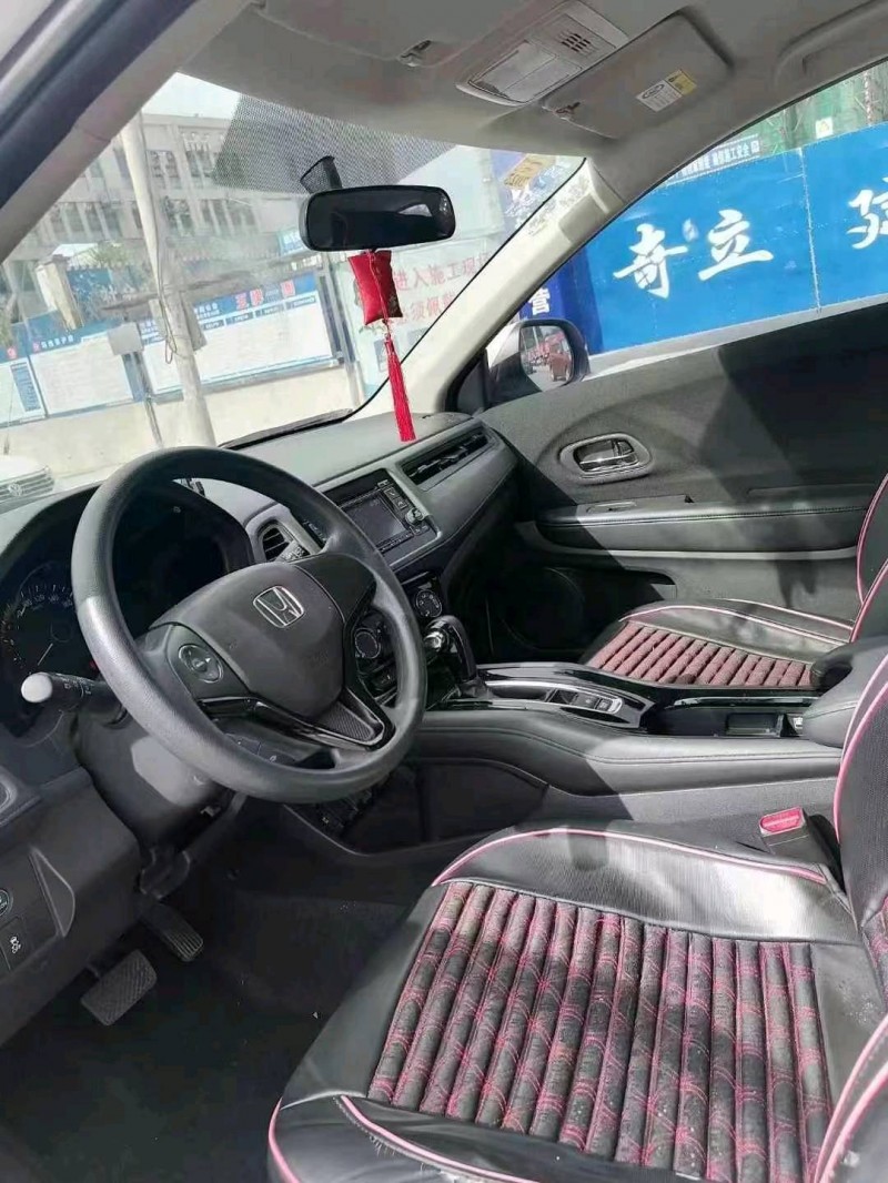 邵阳19年本田缤智8