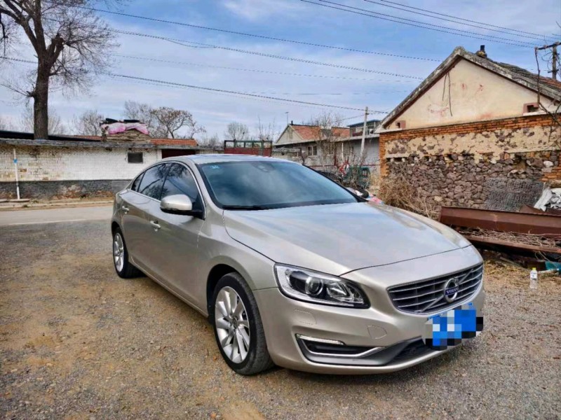 潍坊17年沃尔沃S60L8