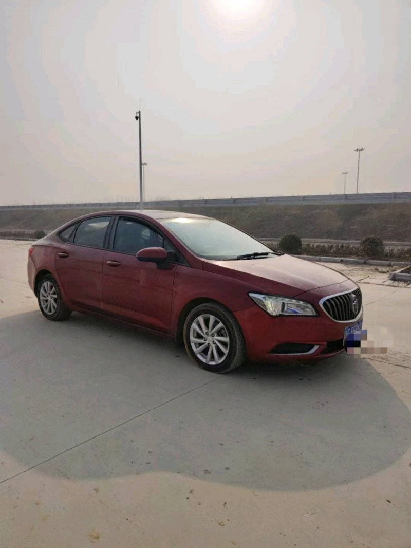 菏泽16年别克威朗2