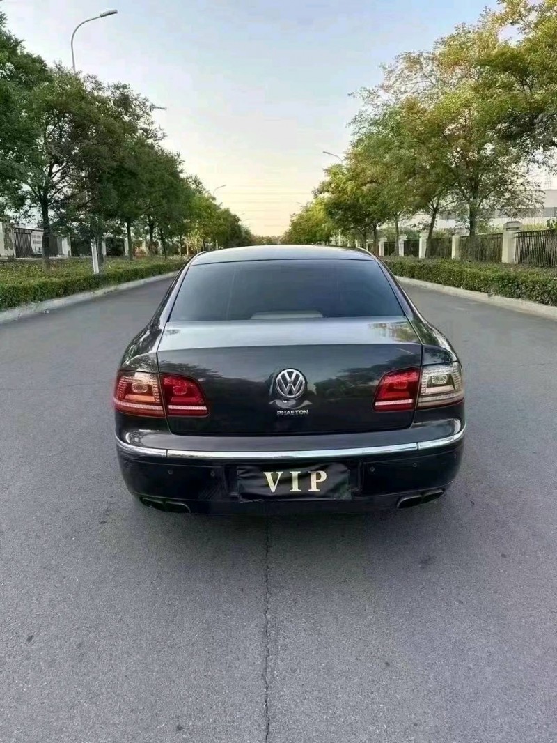 徐州13年大众辉腾9