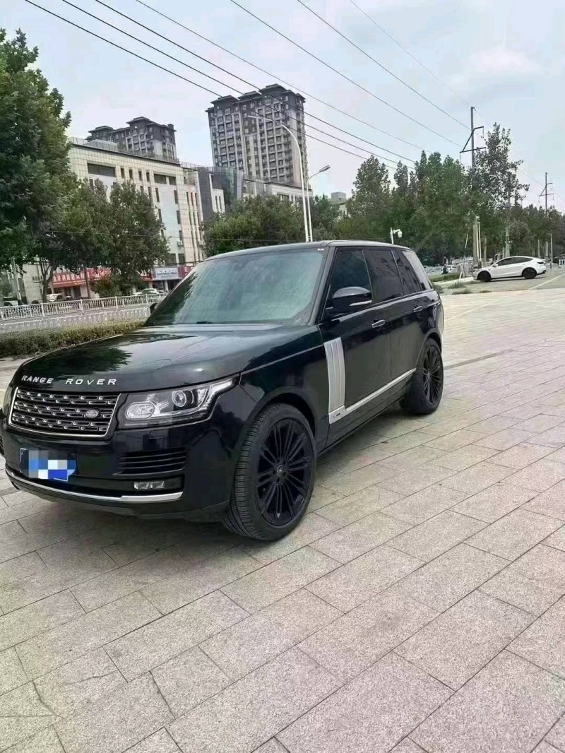 济宁17年路虎揽胜行政3