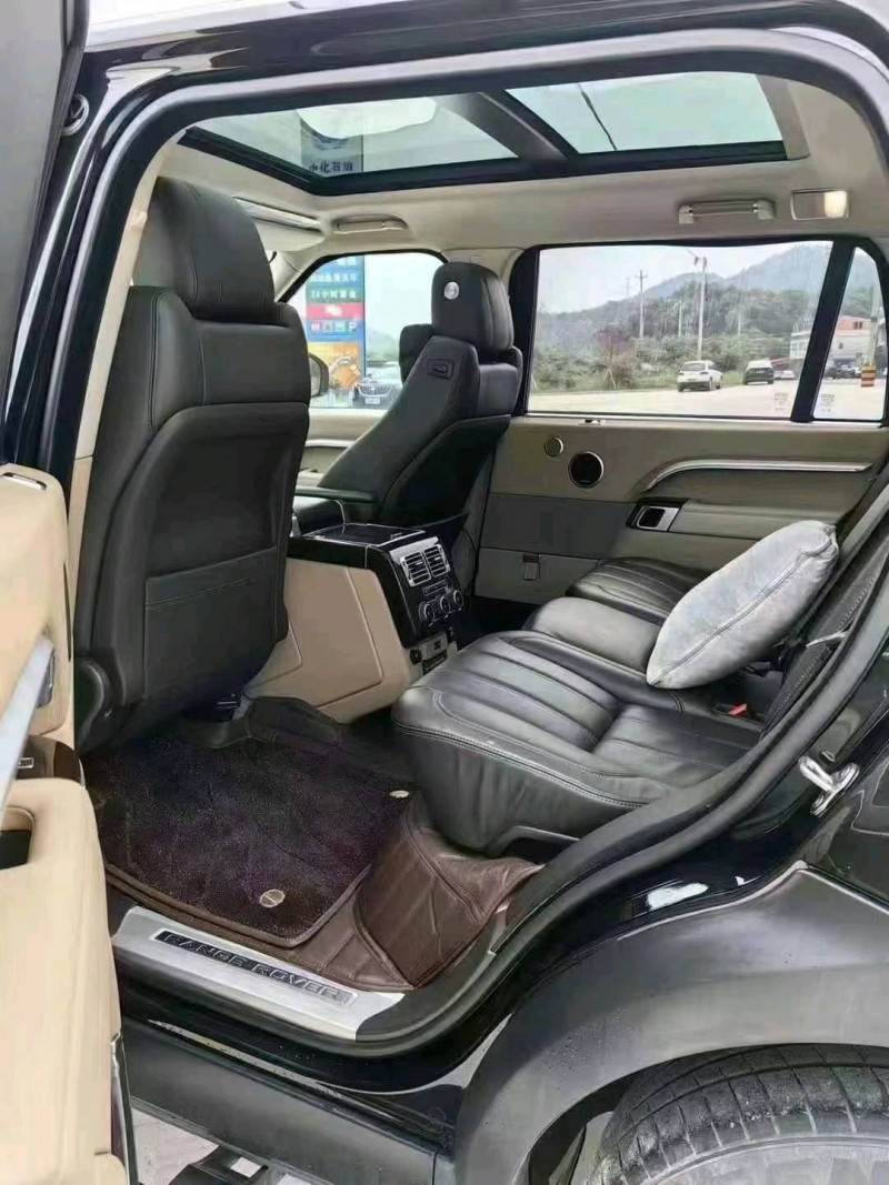 济宁17年路虎揽胜行政5