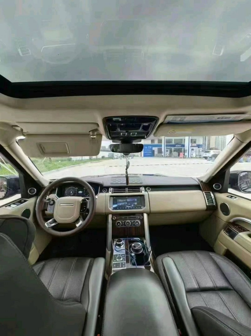 济宁17年路虎揽胜行政6