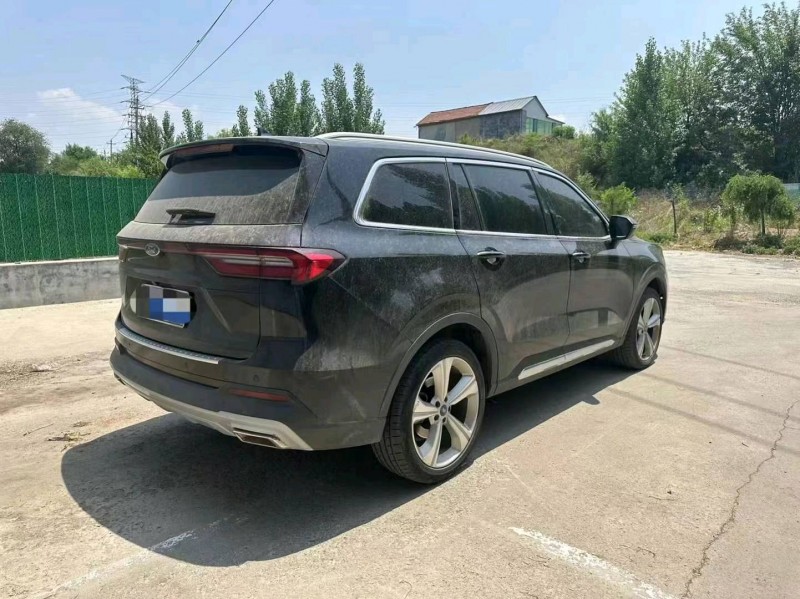 淄博22年福特领裕7