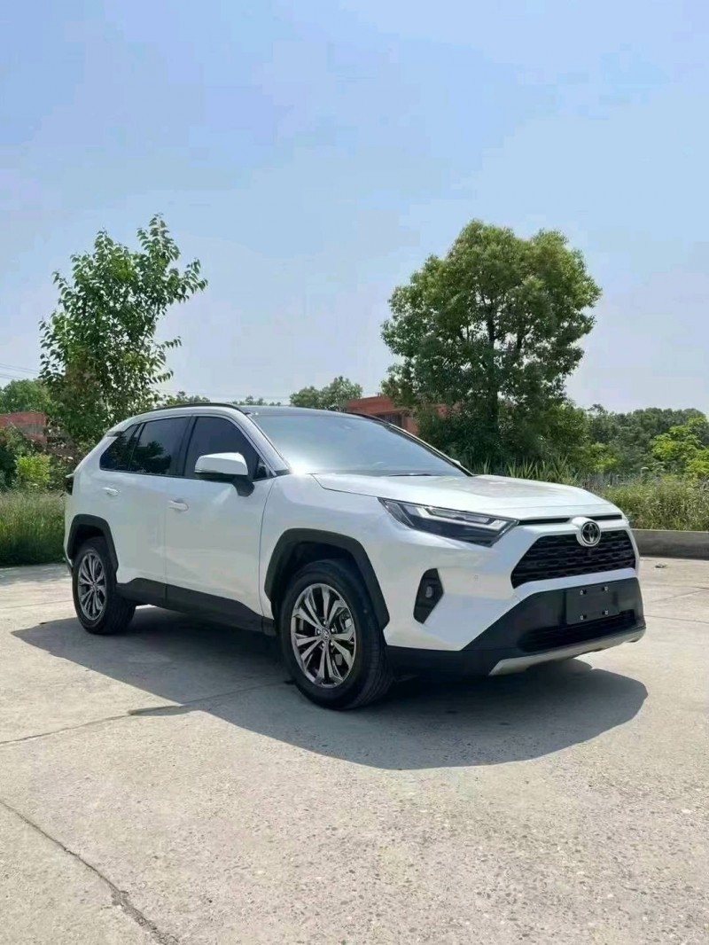 襄陽24年豐田RAV4榮放2